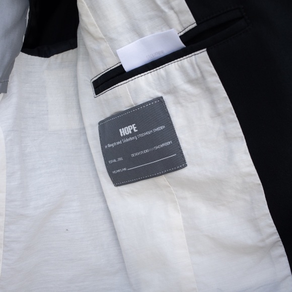 Hope by Ringstrand Soderberg Tux blazer - Picture 3 of 5
